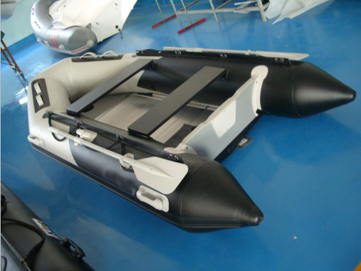 4����Ƥͧ��3���X�Ͻ��⴬